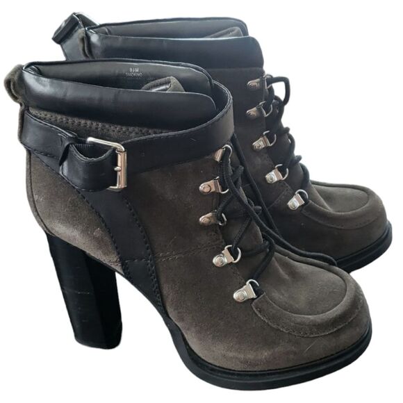 NWT Nine West Smokino Black Suede Lace‑Up Platform Booties Womens Size 9.5 - Picture 1 of 9